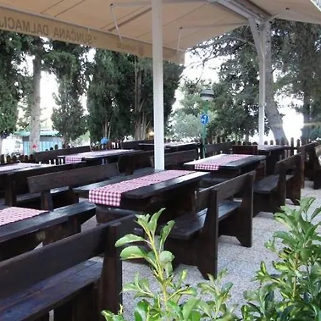 Seget Kemping Campingplads